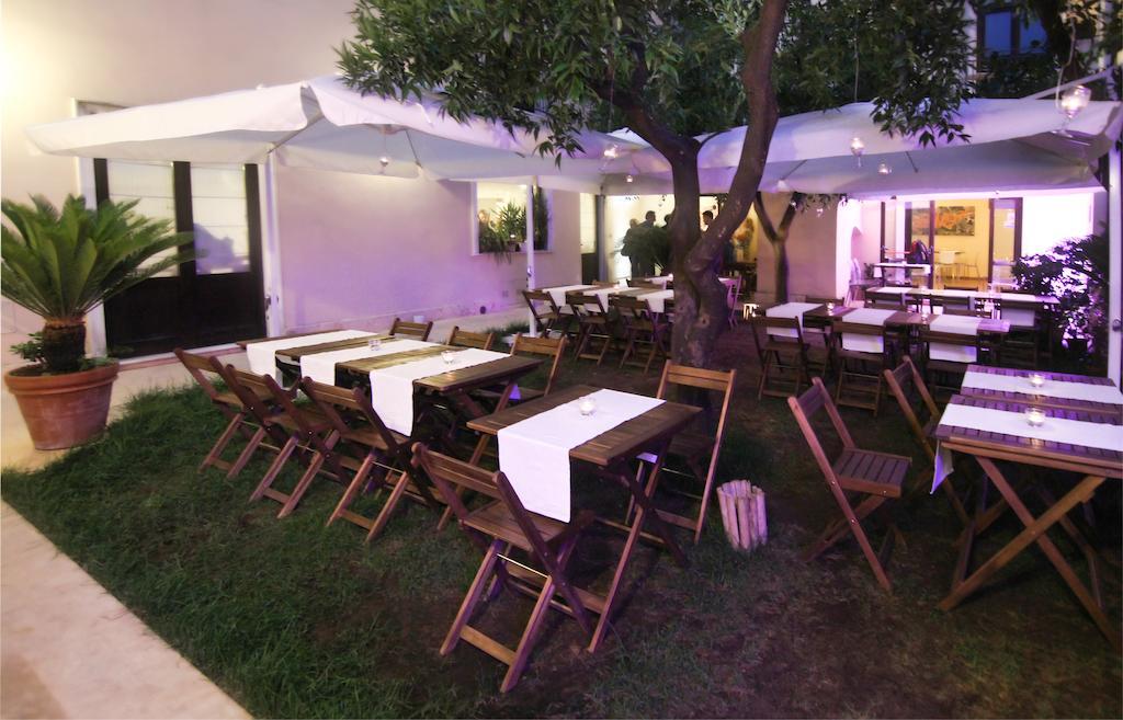 فندق كازيرتافي  L' Antico Cortile المظهر الخارجي الصورة